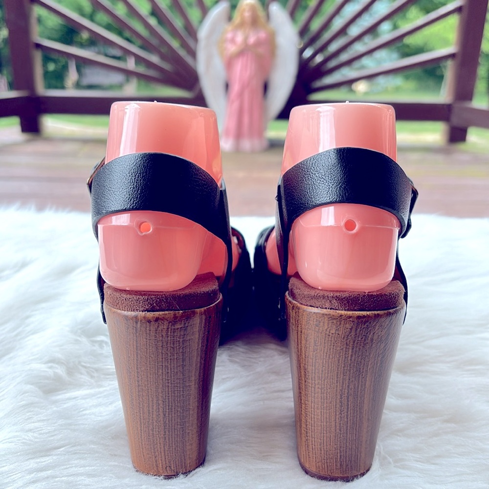 Cynthia Rowley Platform Chunky Heel Sandals - Picture 3 of 5
